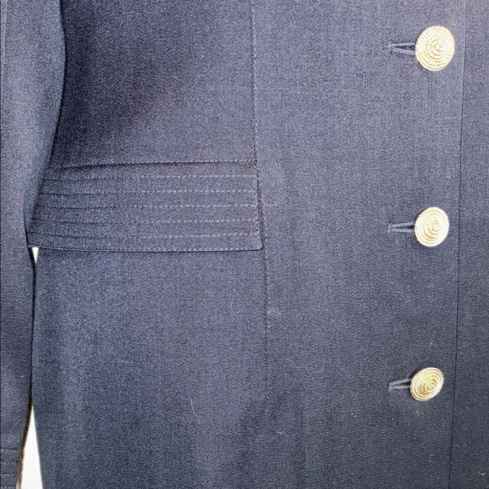 LOUIS FERAUD dress, women 8 VTG EUC Navy Gold Buttons, pocket flaps, lamb's wool - Picture 8 of 17